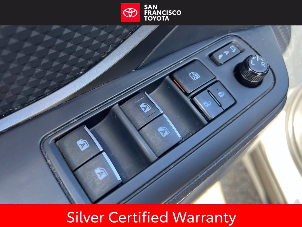 Certified 2018 Toyota C-HR XLE FWD image 30