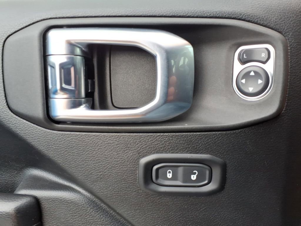 Used 2021 Jeep Wrangler Unlimited Sport S image 14