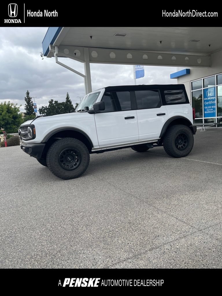 Used 2025 Ford Bronco 4-Door AWD/4WD image 1