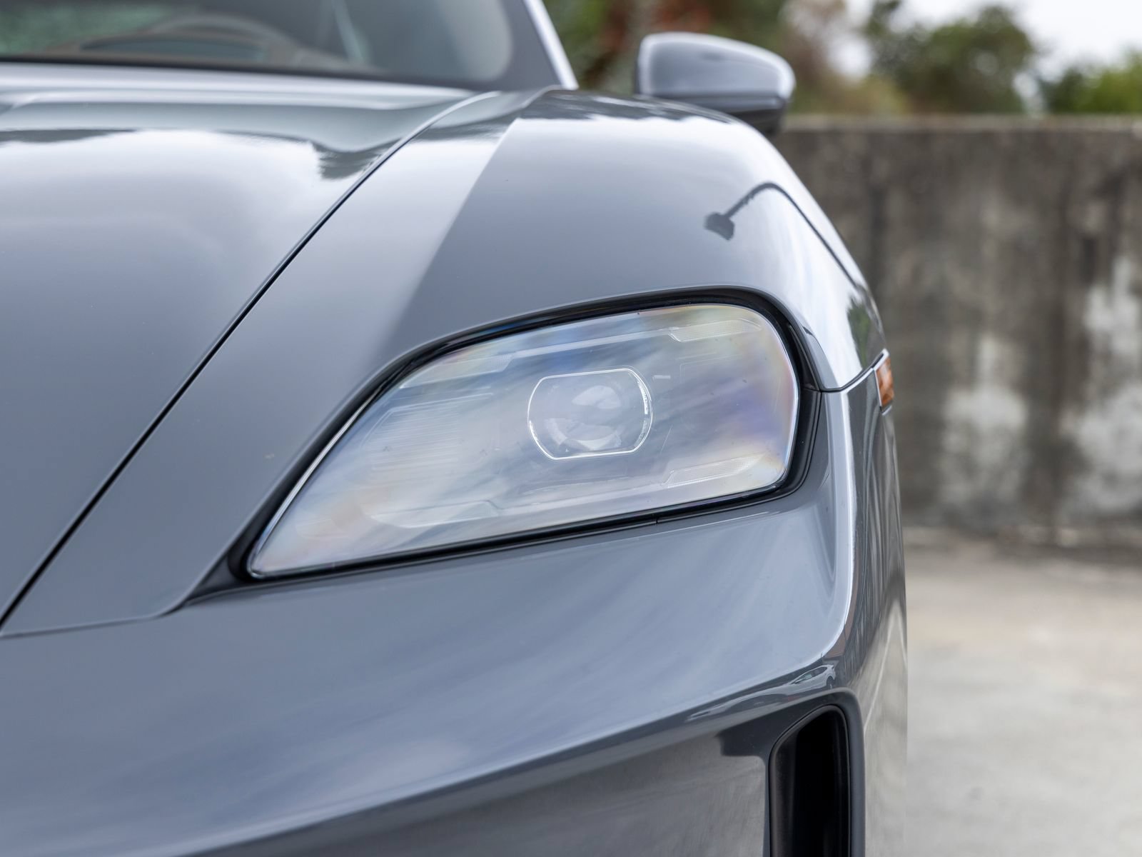 Certified 2025 Porsche Taycan AWD/4WD image 18