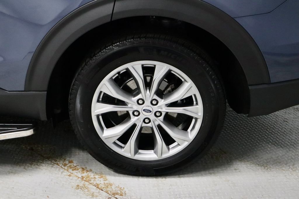 Certified 2021 Ford Explorer XLT w/ Equipment Group 202A image 20