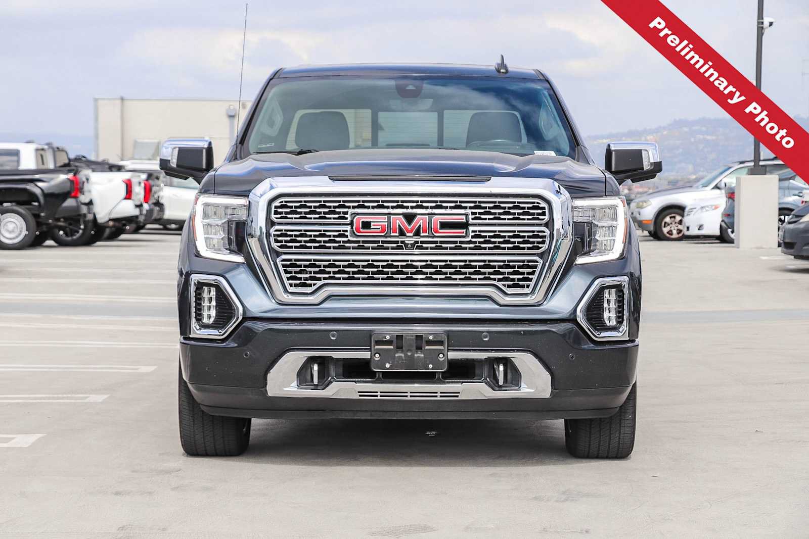 Used 2021 GMC Sierra 1500 Denali w/ Denali Ultimate Package AWD/4WD image 2