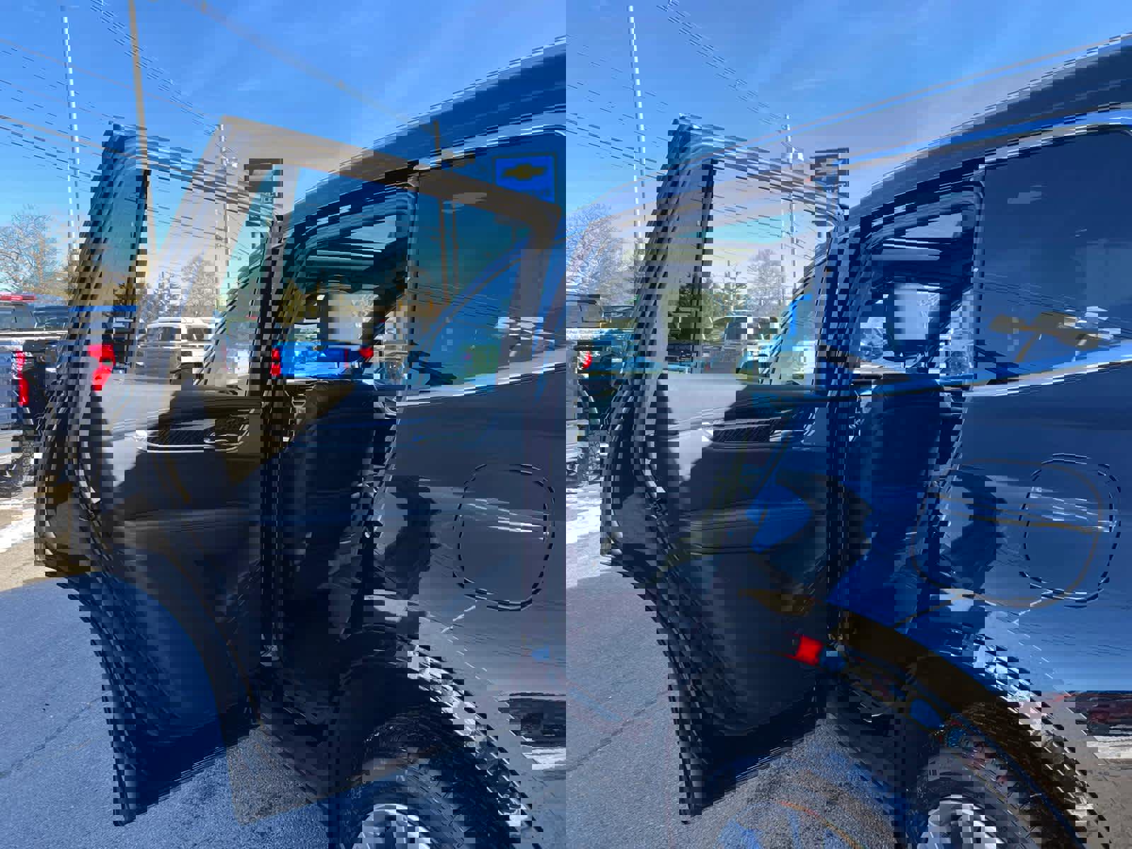 Certified 2025 Cadillac XT6 Premium Luxury image 32