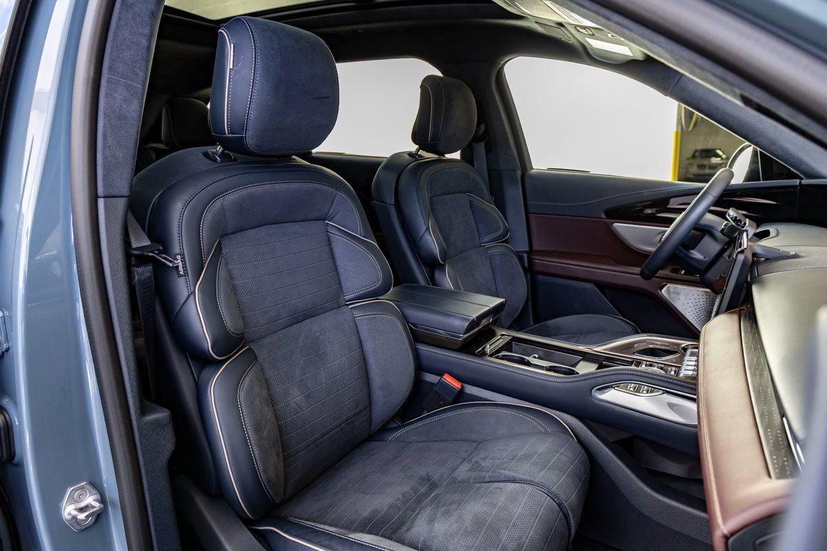 Used 2026 Lincoln Nautilus Black Label image 35