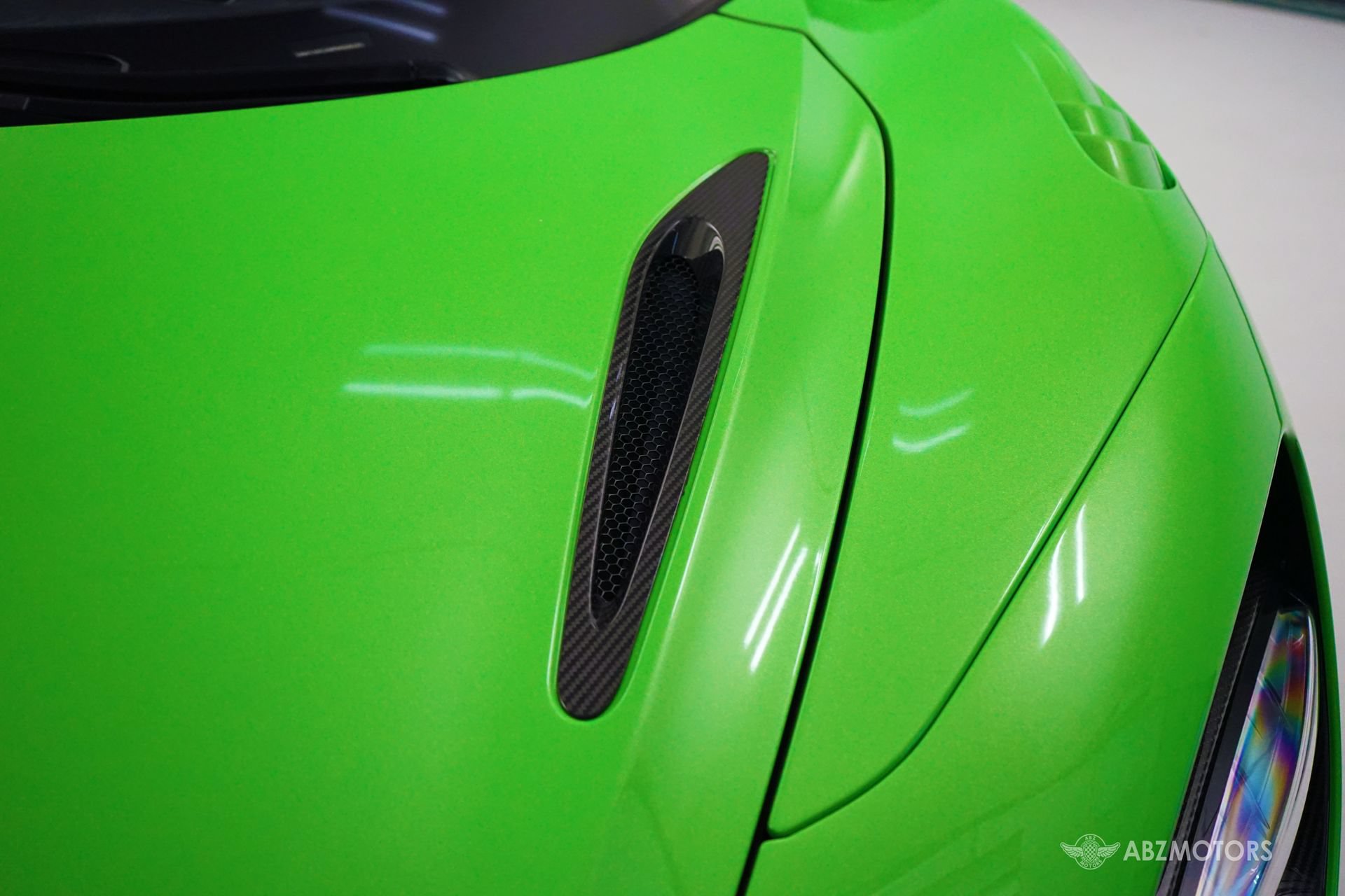 Used 2024 McLaren 750S RWD image 11