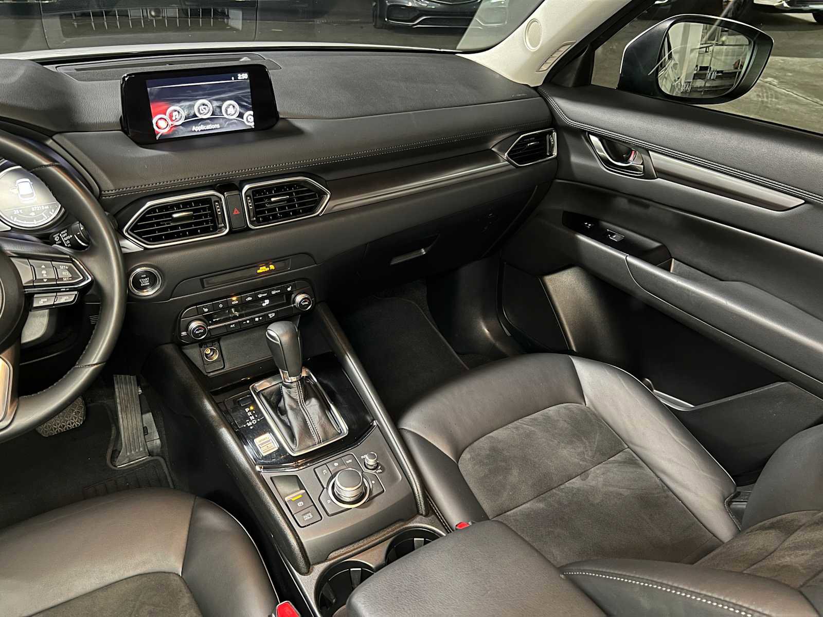 Used 2019 MAZDA CX-5 Touring FWD image 40