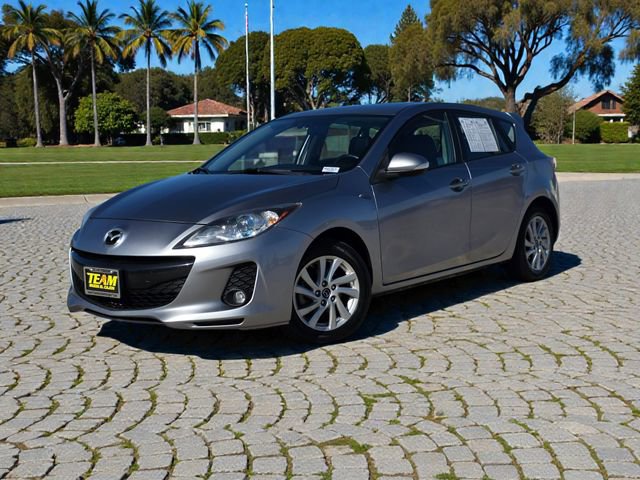 Used 2013 MAZDA MAZDA3 i Grand Touring w/ Tech Pkg image 2