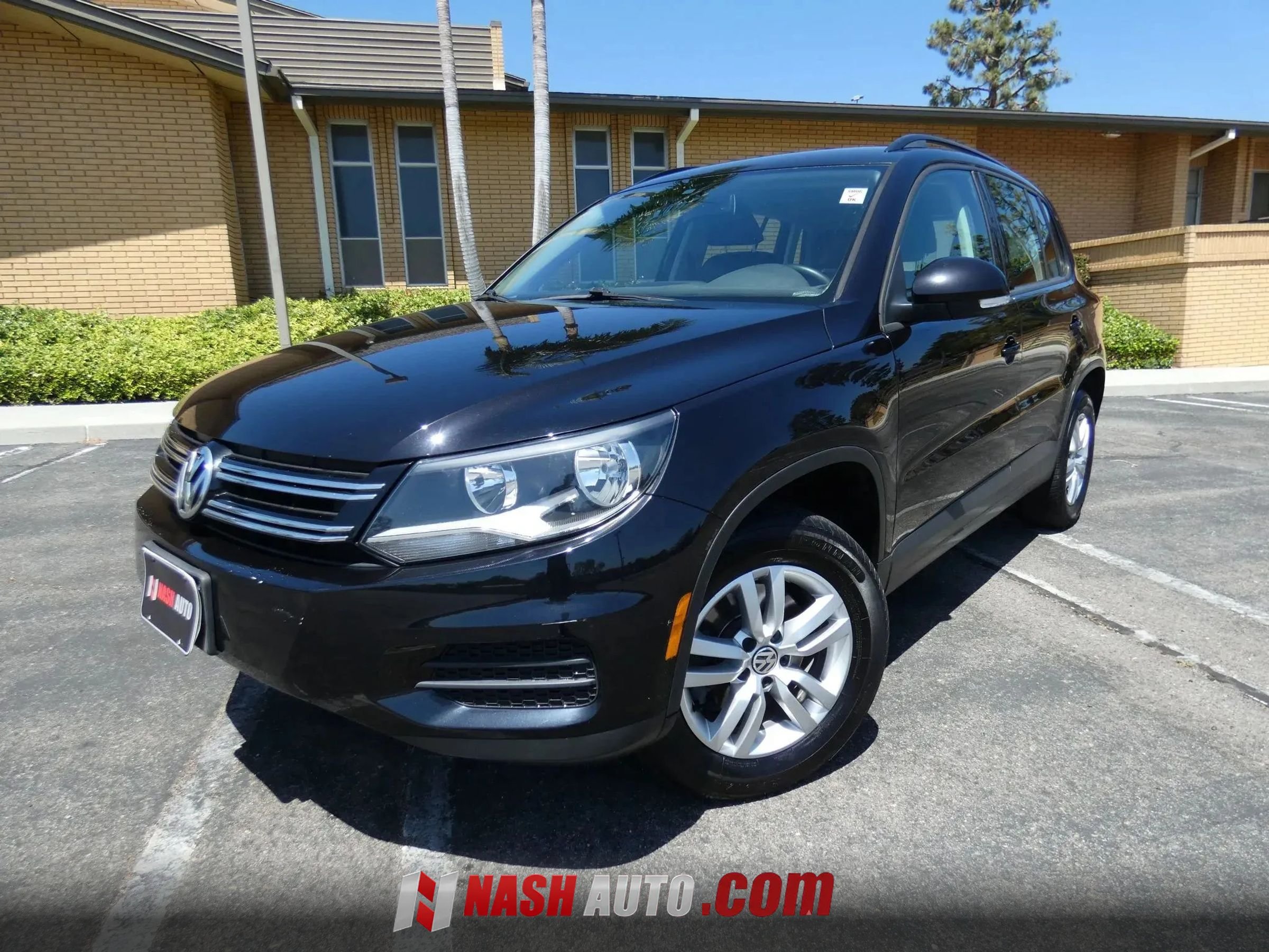 Used 2017 Volkswagen Tiguan S AWD/4WD image 15