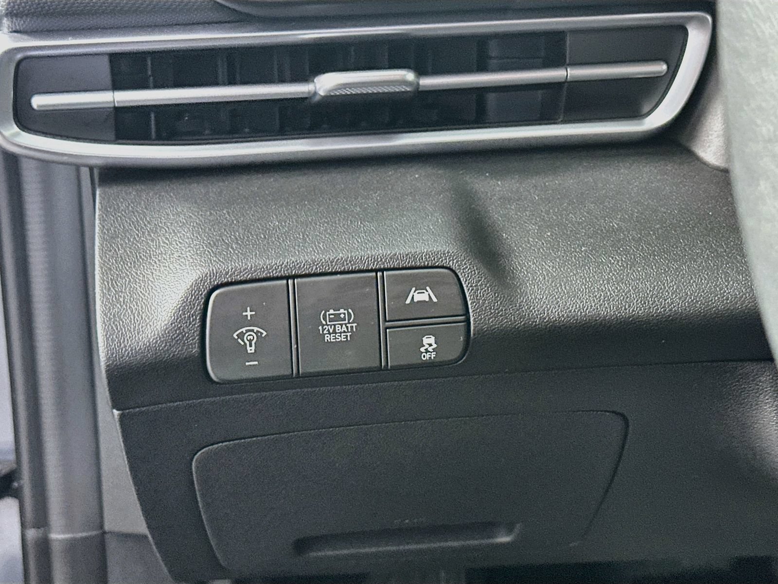 Used 2023 Hyundai Elantra Blue FWD image 10
