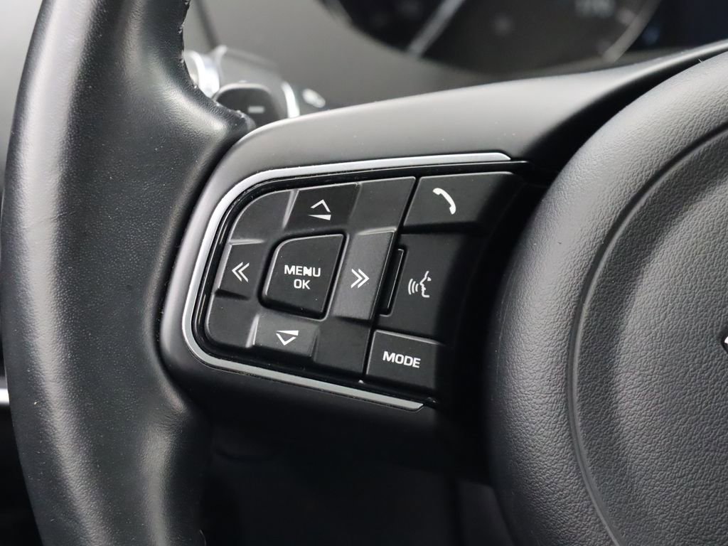 Used 2019 Jaguar F-PACE Premium AWD/4WD image 20