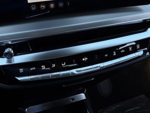 New 2026 Cadillac Lyriq Luxury RWD image 15
