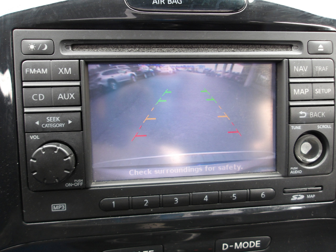 Used 2013 Nissan Juke SL w/ Chrome Pkg image 20