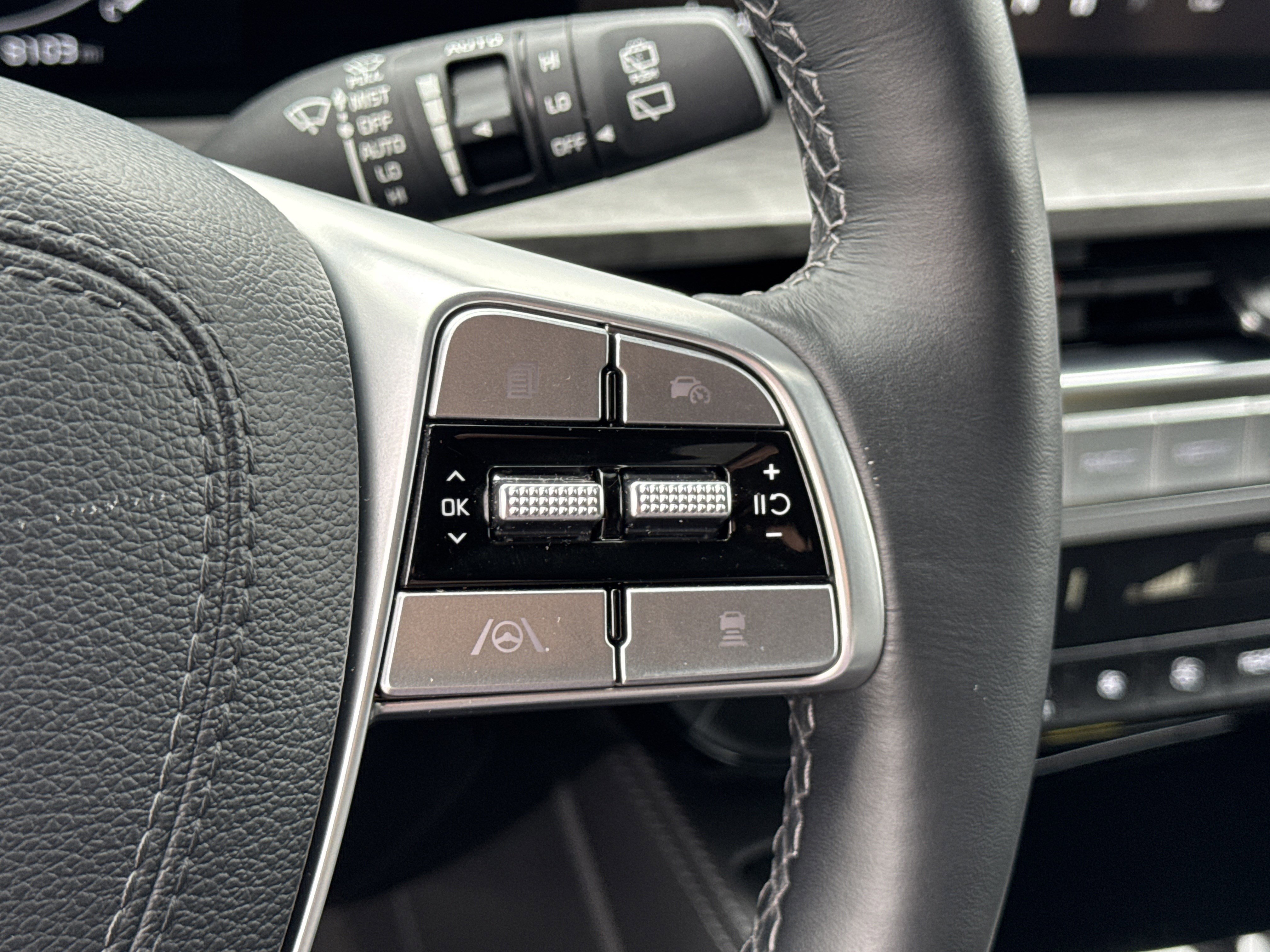 Certified 2025 Kia Telluride SX Prestige X-Line image 26