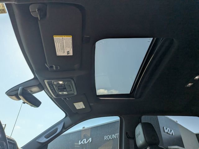 Used 2022 Chevrolet Silverado 1500 High Country w/ Technology Package image 21