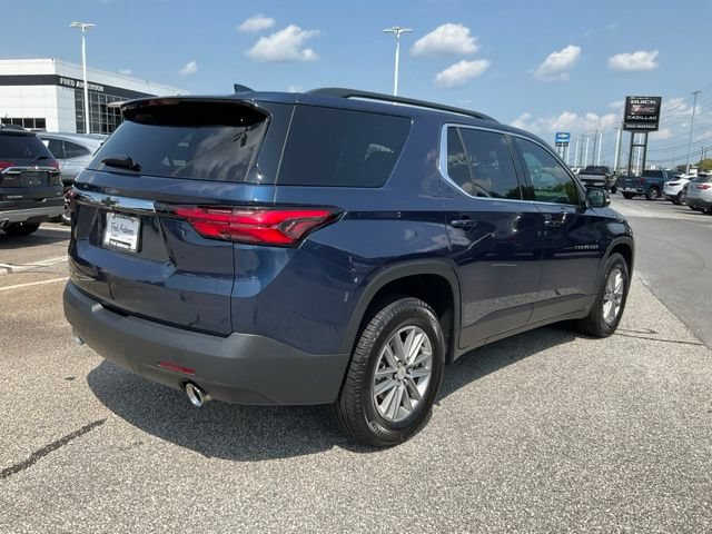 Used 2023 Chevrolet Traverse LT FWD image 25