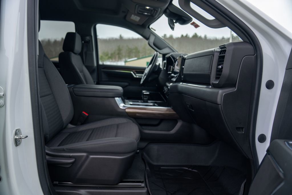 Used 2023 Chevrolet Silverado 1500 RST w/ Redline Edition image 12