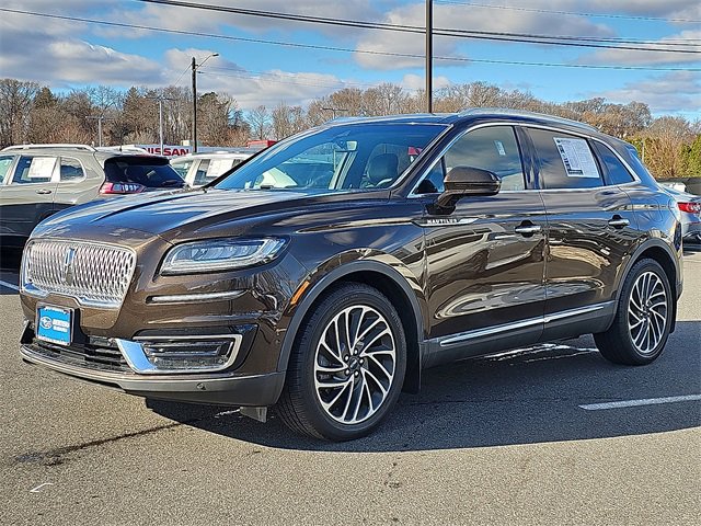 Used 2019 Lincoln Nautilus Reserve w/ Drivers Assistance Package image 3