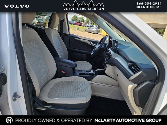 Used 2021 Ford Escape SE image 25