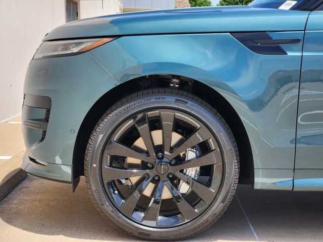 New 2026 Land Rover Range Rover Sport Dynamic SE AWD/4WD image 6