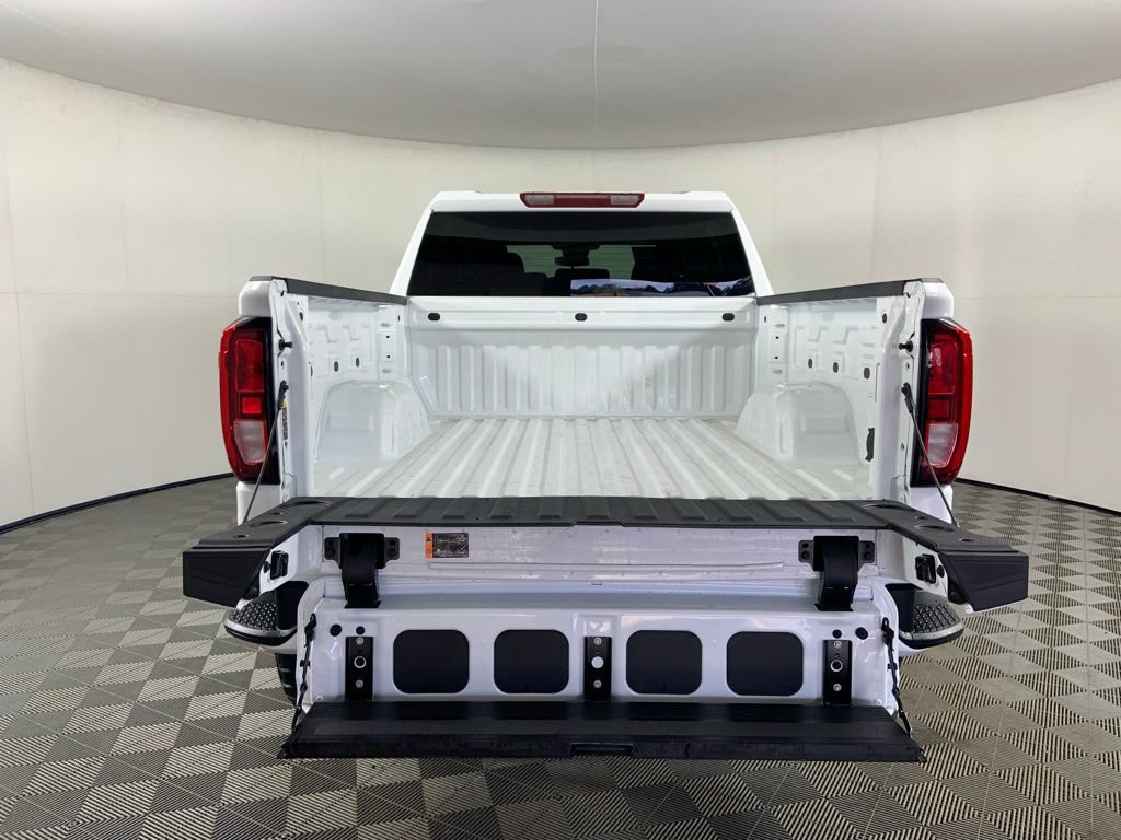 Used 2026 GMC Sierra 1500 Elevation image 10