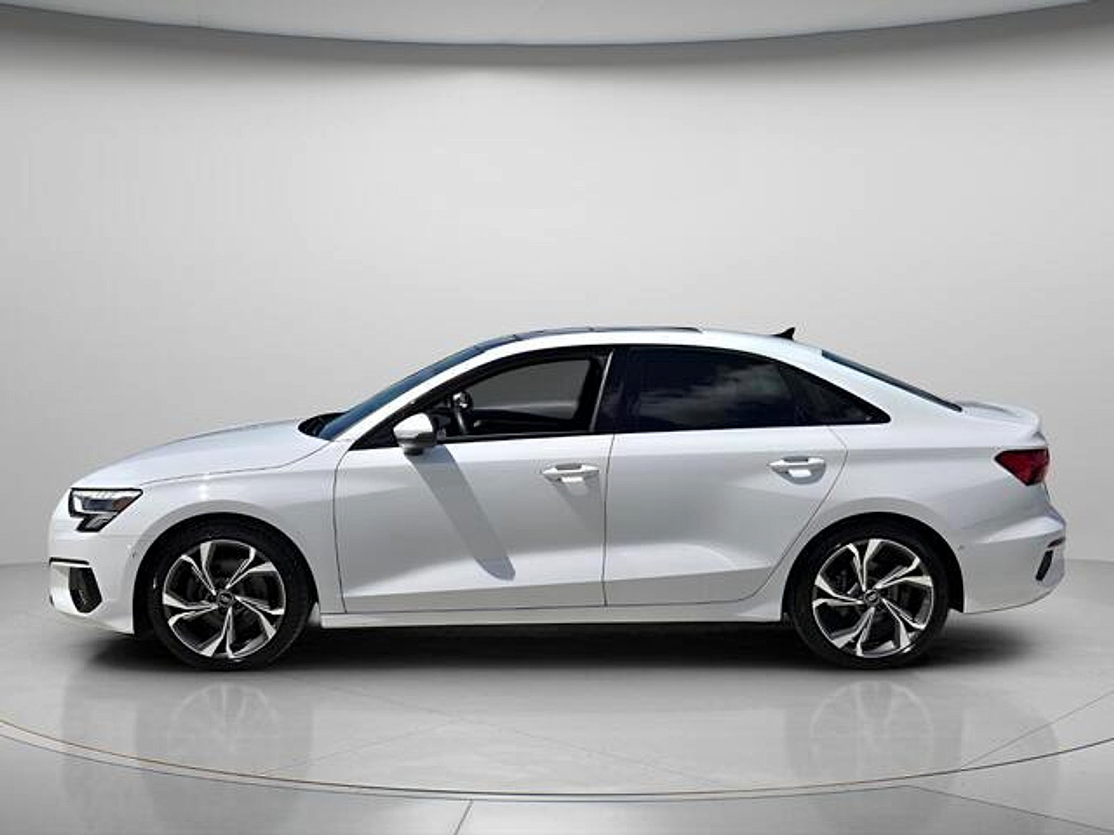 Used 2023 Audi A3 2.0T Premium w/ Convenience Package AWD/4WD image 3
