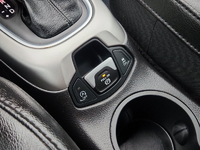 Used 2020 Jeep Compass High Altitude AWD/4WD image 43