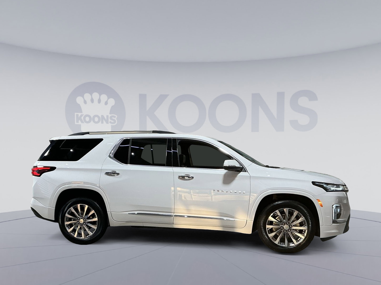 Used 2023 Chevrolet Traverse Premier image 17