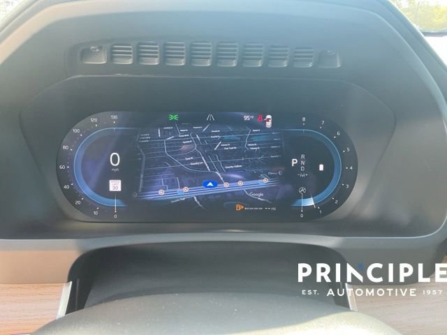 Certified 2025 Volvo XC90 B6 Plus AWD/4WD image 14