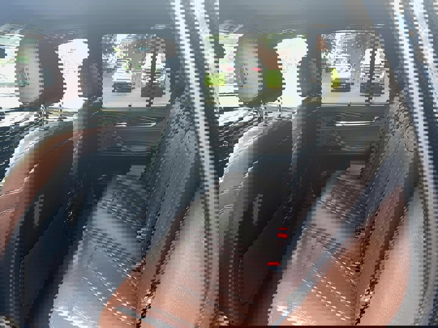 Used 2016 BMW X5 xDrive40e image 10