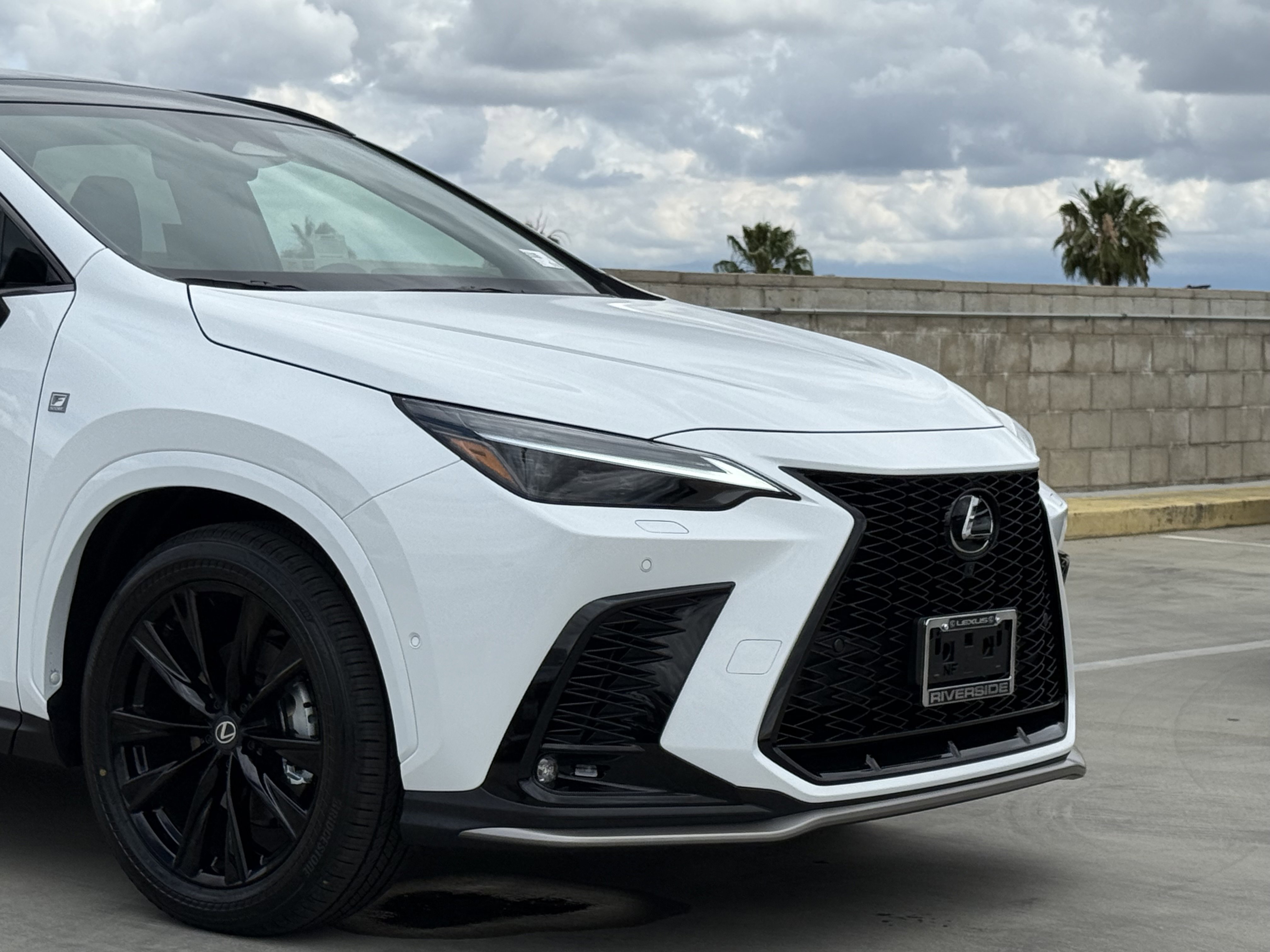 New 2026 Lexus NX 350h F Sport AWD/4WD image 3