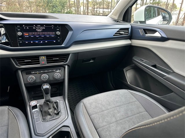 Used 2022 Volkswagen Taos SE image 15