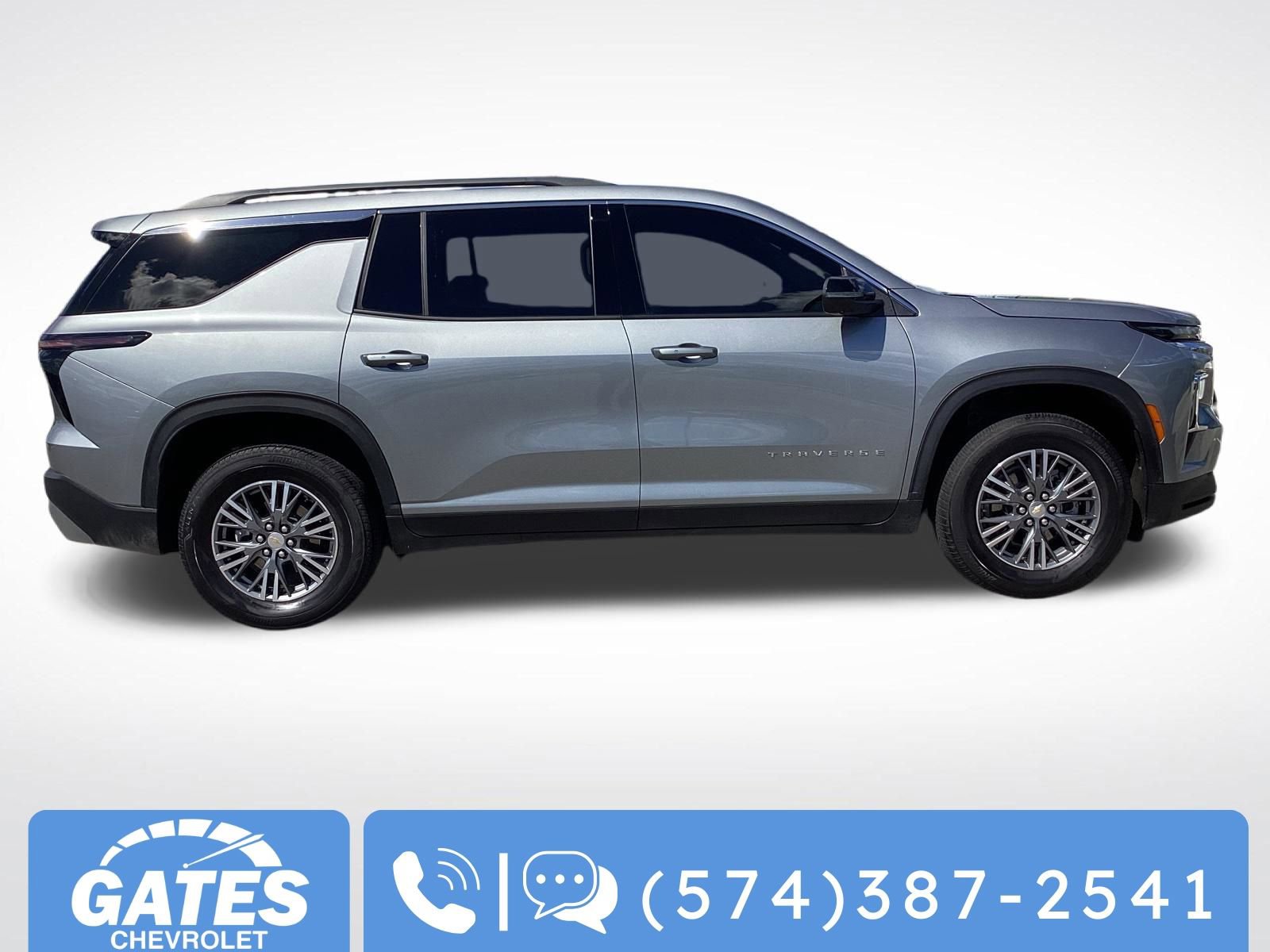 Used 2025 Chevrolet Traverse LT w/ Driver Confidence Package image 10
