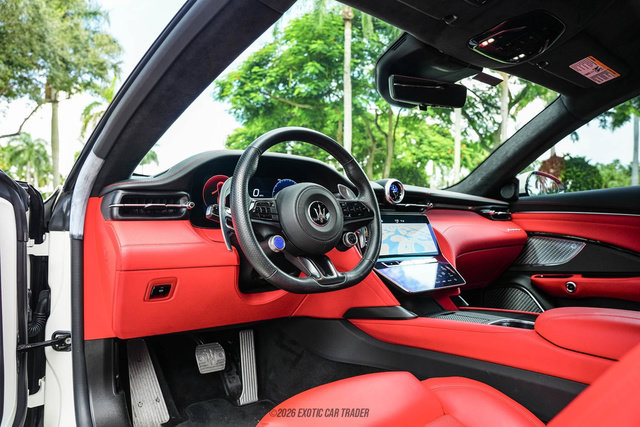 Used 2024 Maserati GranTurismo Trofeo AWD/4WD image 36