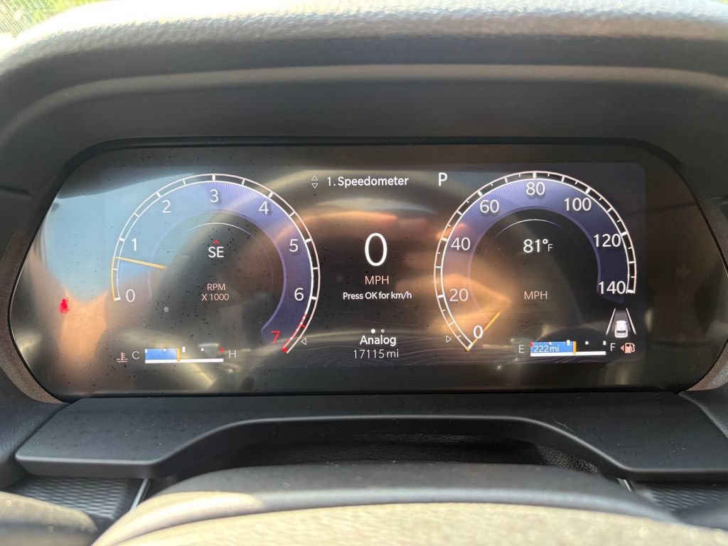 Used 2024 Jeep Grand Cherokee Altitude AWD/4WD image 20