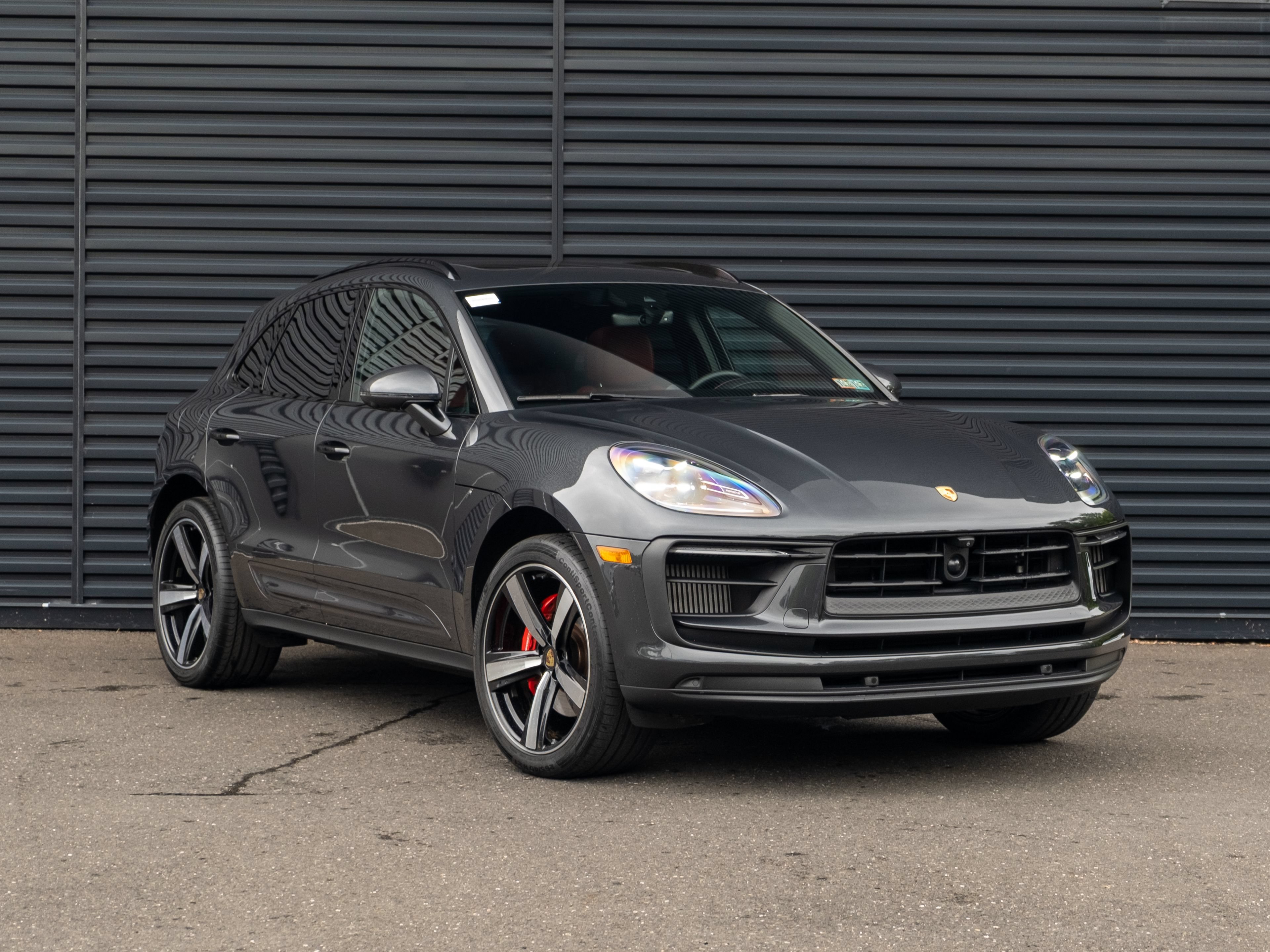 Certified 2024 Porsche Macan S AWD/4WD image 10