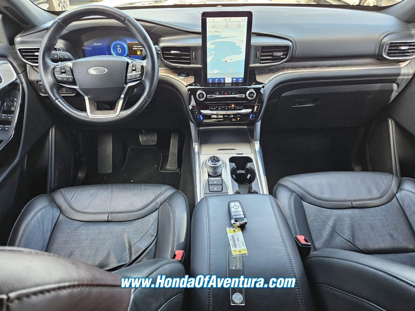 Used 2022 Ford Explorer Platinum w/ Technology Package image 12