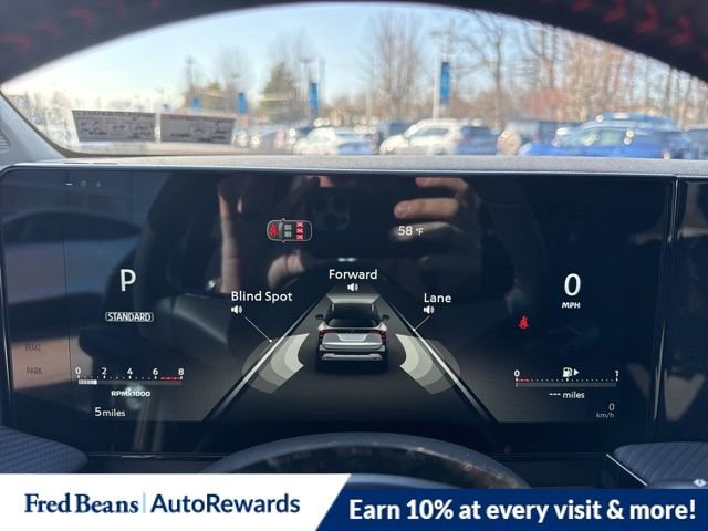 New 2026 Nissan Kicks SR w/ SR Premium Package image 13