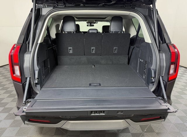 New 2025 Ford Expedition Max Platinum w/ Driver's Package AWD/4WD image 8