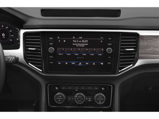 Used 2023 Volkswagen Atlas Cross Sport SE w/ Black Wheel Package image 10