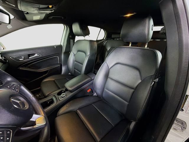 Used 2020 Mercedes-Benz GLA 250 4MATIC w/ Convenience Package image 11