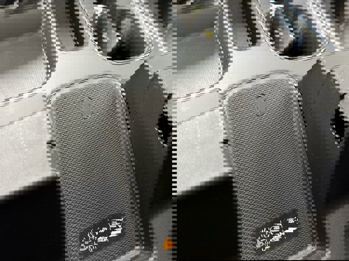 Used 2023 Chevrolet Silverado 1500 High Country image 31