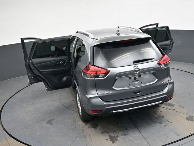 Used 2018 Nissan Rogue SV image 35