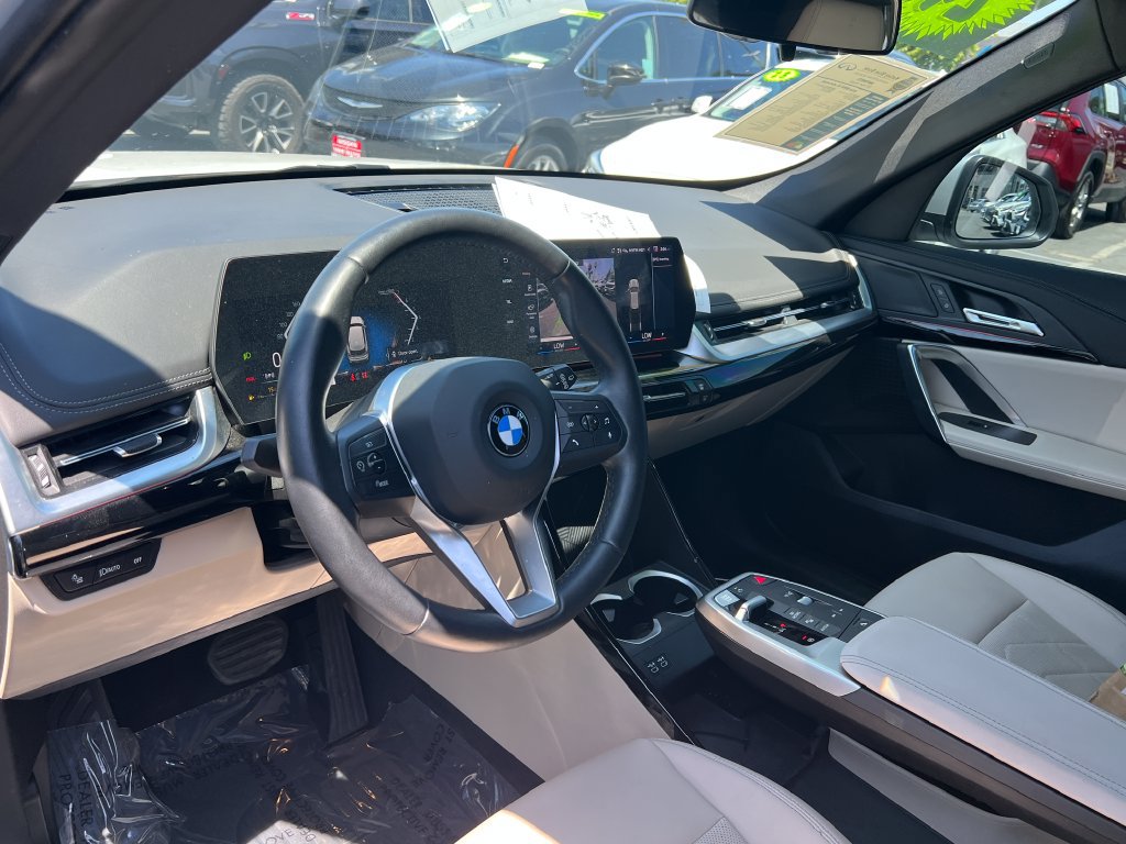 Used 2024 BMW X1 xDrive28i AWD/4WD image 22