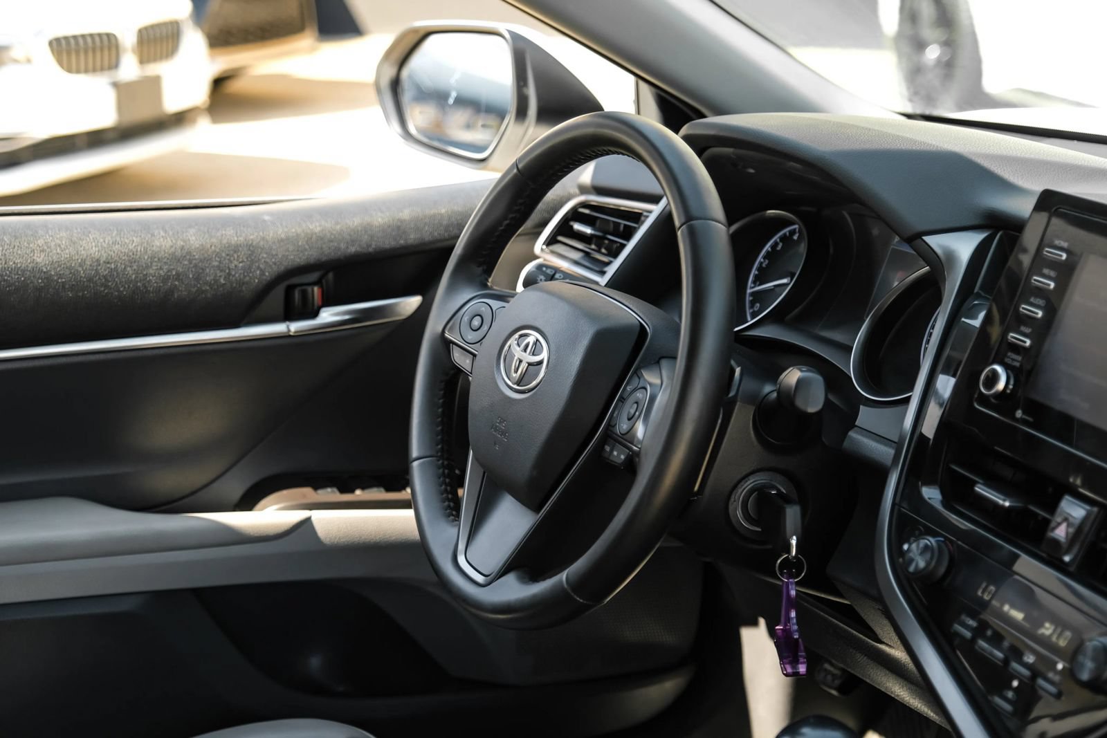 Used 2023 Toyota Camry SE FWD image 14