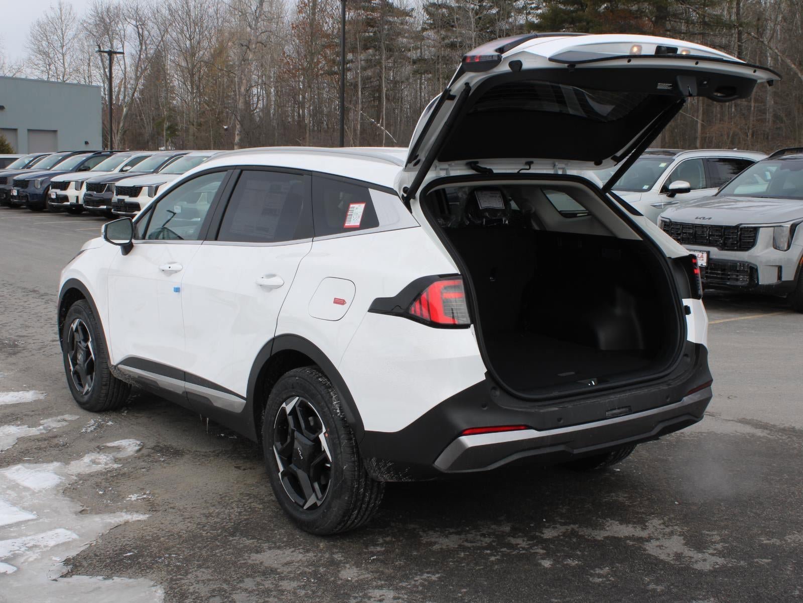 New 2026 Kia Sportage EX image 7