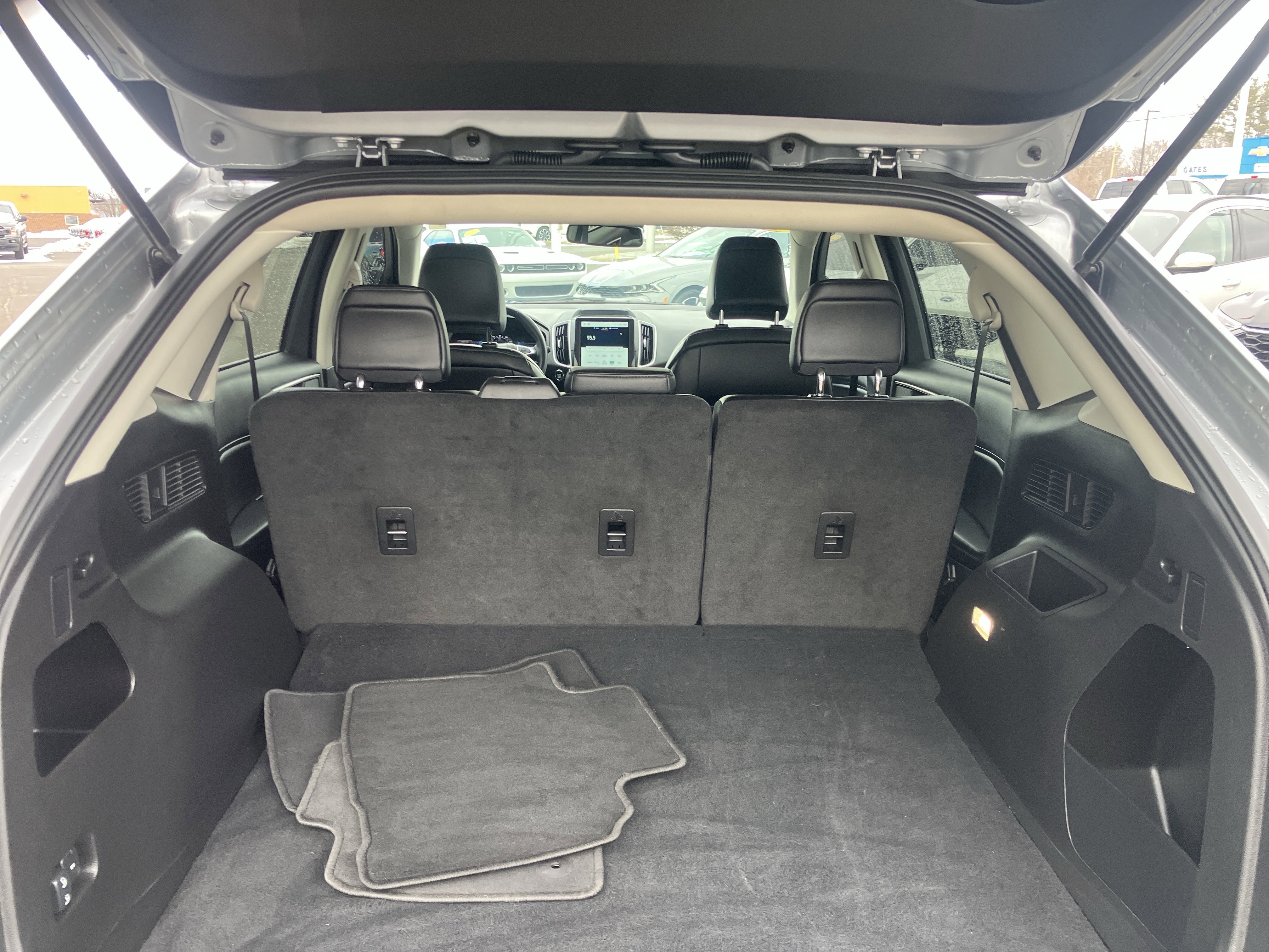 Certified 2024 Ford Edge SEL image 12