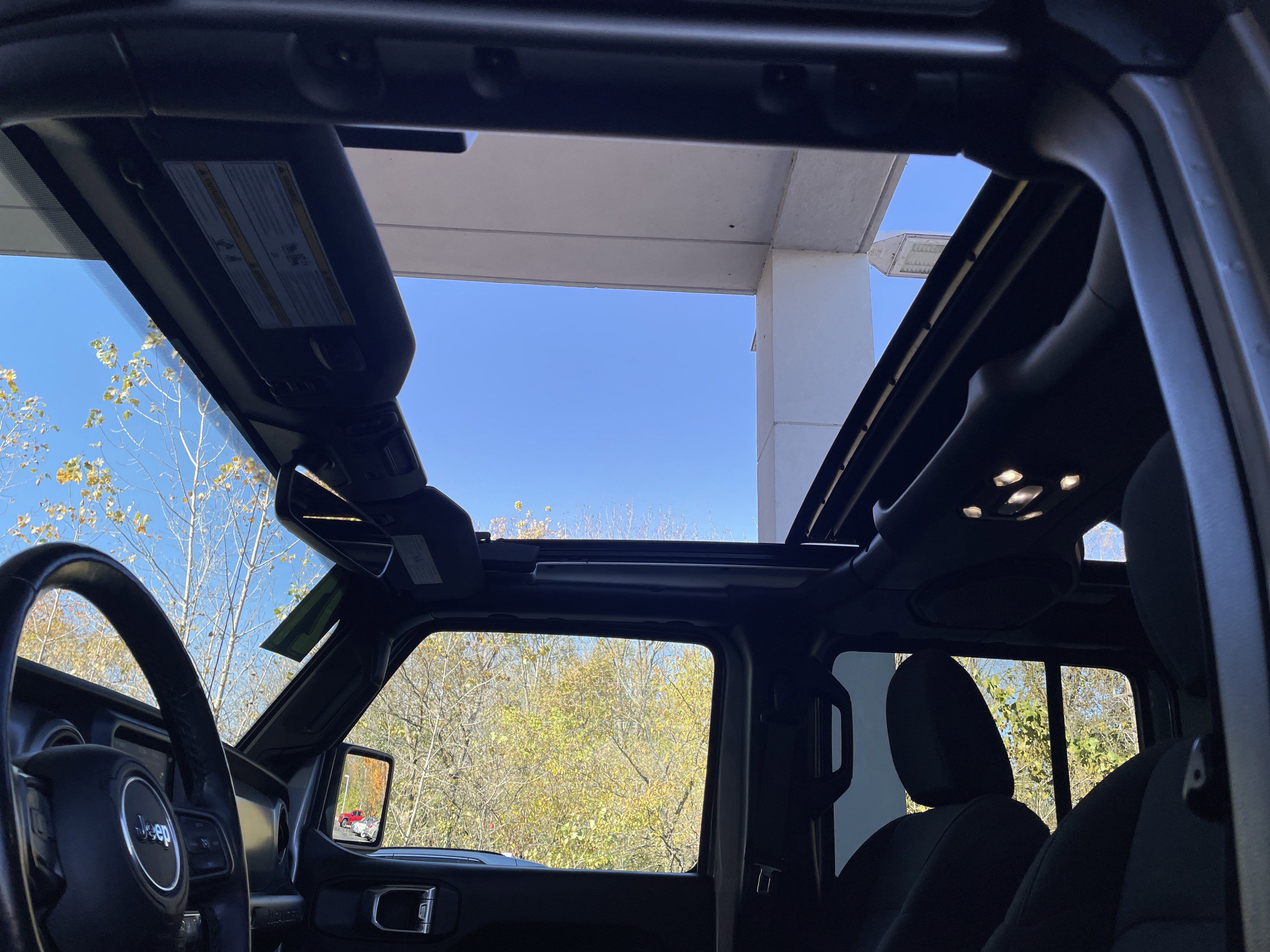 Used 2021 Jeep Wrangler Unlimited Sport image 17