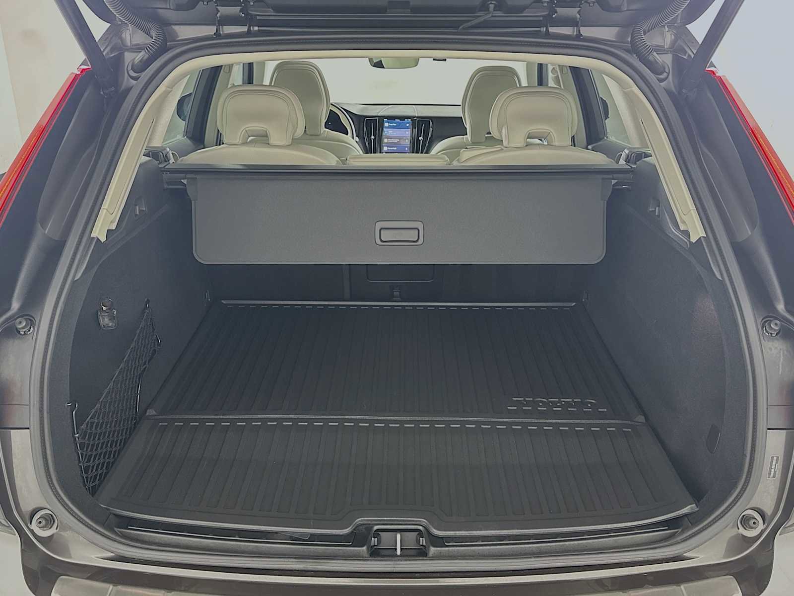 Used 2025 Volvo XC60 T8 Core w/ Protection Package Premier image 24