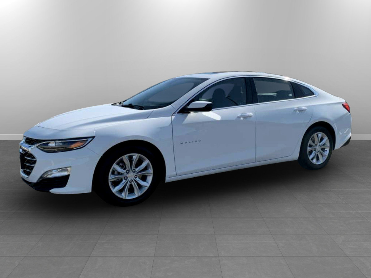 Used 2024 Chevrolet Malibu LT FWD image 3