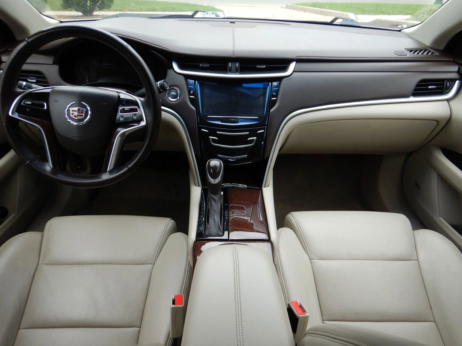Used 2013 Cadillac XTS image 21